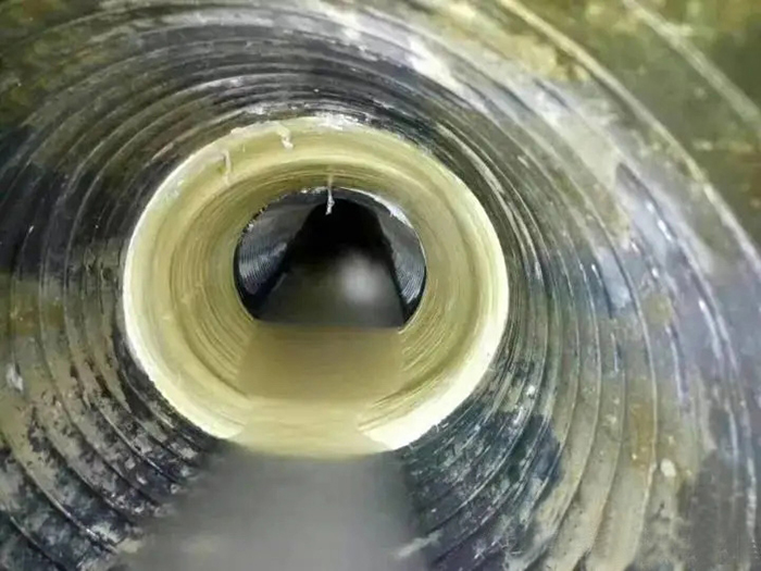 江岸内衬修复法通常适用于哪些类型的断面管道